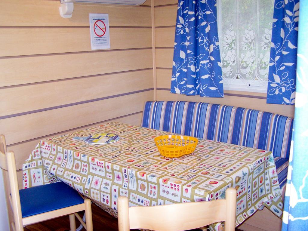 Le Bourdieu Durfort (Ariege) Room photo