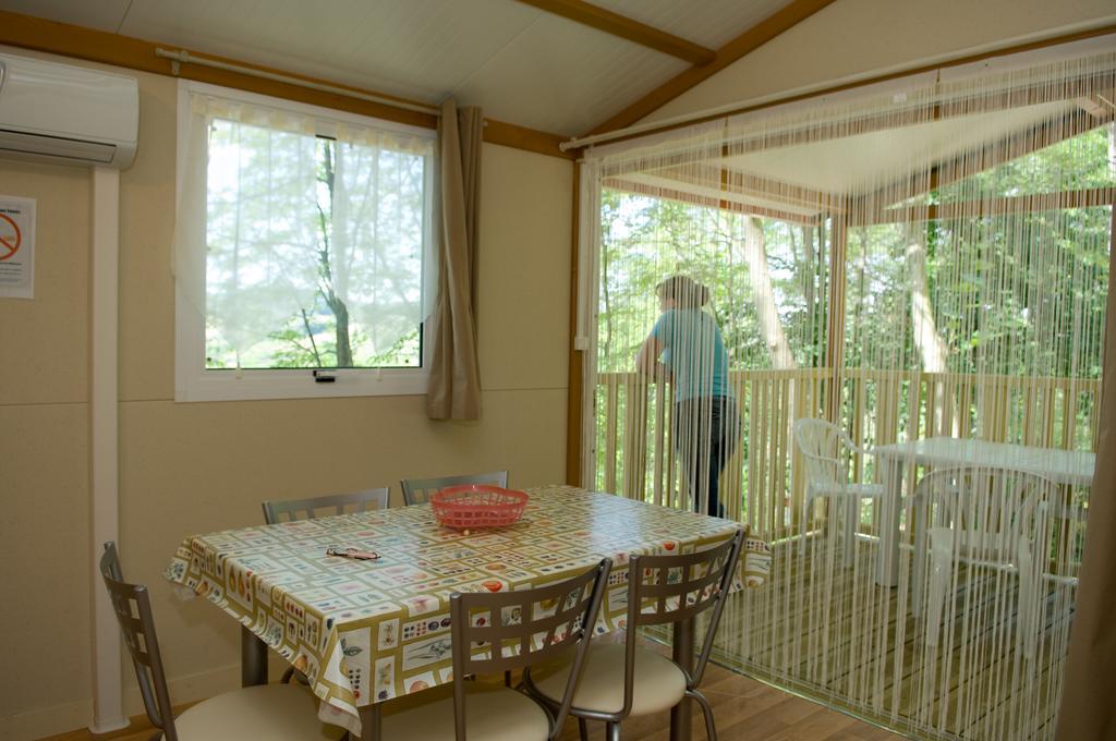 Le Bourdieu Durfort (Ariege) Room photo